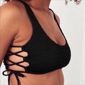 Hollister Cute strappy bikini top